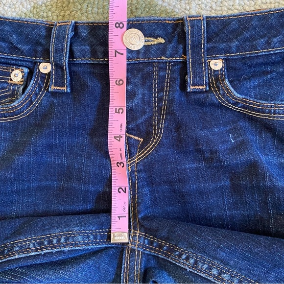 True Religion I Becky QT I Mid-Rise Boot Cut Jeans - Picture 7 of 16